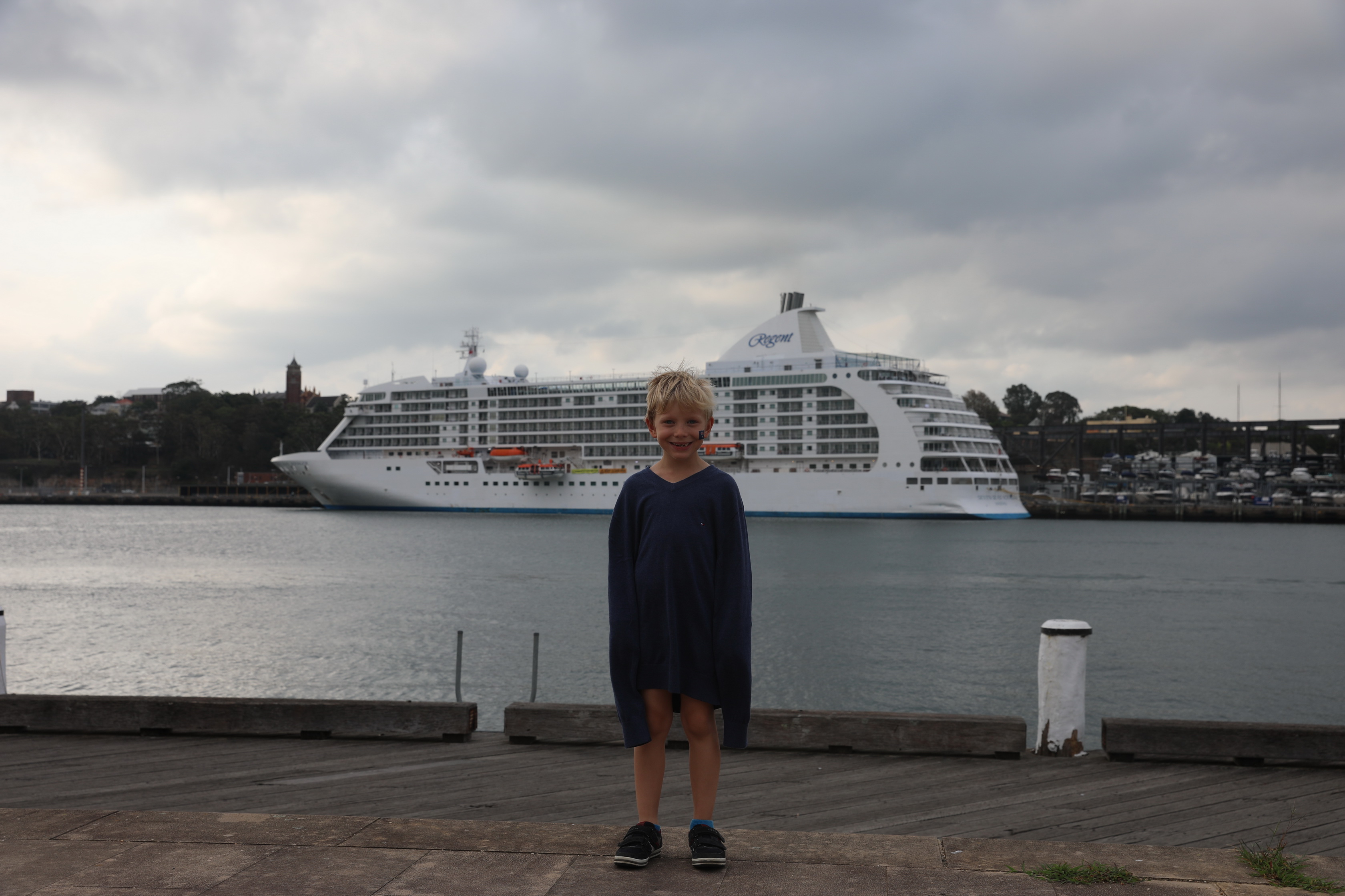 Kleines Kreuzfahrtschiff